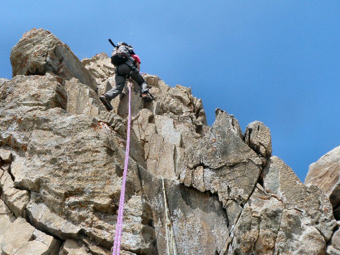 Aiguille de la Vanoise (94).jpg - C'est son premier rappel en montagne